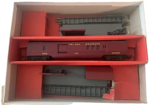 Tri-ang..HO/OO..Operating Mail Coach set..R-119 - Picture 1 of 7