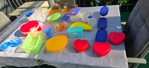 Tupperware Sets, Verschiedene Sachen, Gut erhalten. Verschiedene Farben. - Bild 1 von 3