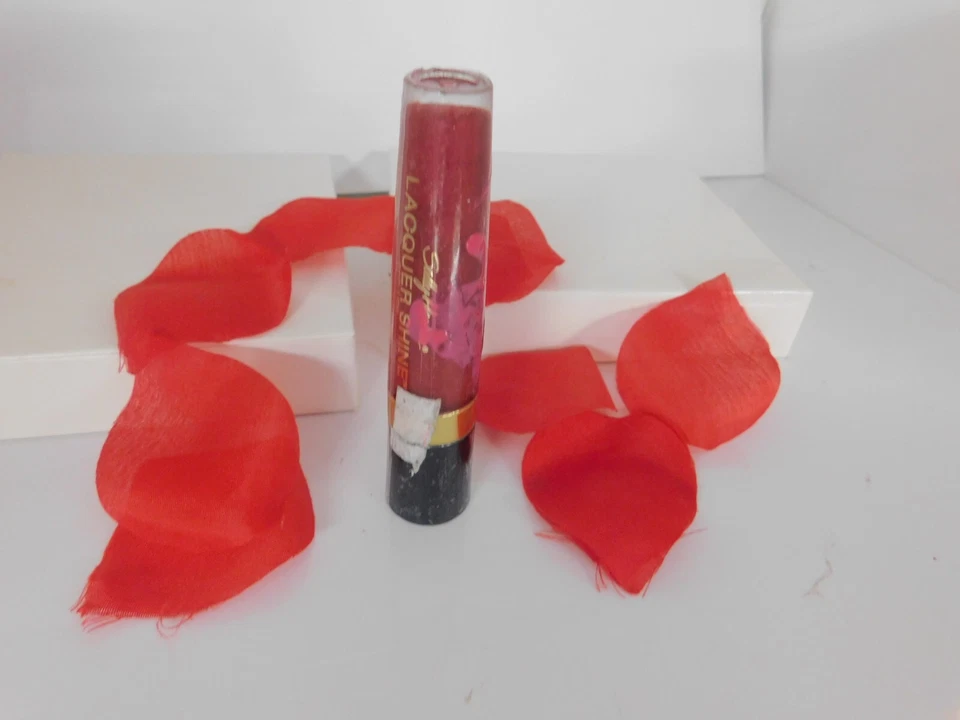 Sally Hansen Lacquer Shine for Lips, 0.13 Oz - #80 Lily (Pack of 2) - Image 1 of 1