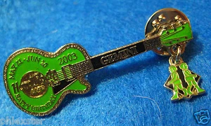 TOKYO GEMINI TWINS BIRTHDAY ZODIAC ASTROLOGY GIBSON GUITAR Hard Rock Cafe PIN - Picture 1 of 1