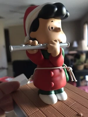 Hallmark 2011 Wireless Peanuts Band Lucy On Flute  Works music moves New Tag  - Image 1 of 4