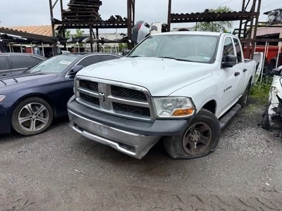 Condensador de CA sin identificación híbrida 52014588 para camioneta Dodge 1500 09-11 235753 Foto 1 de 4