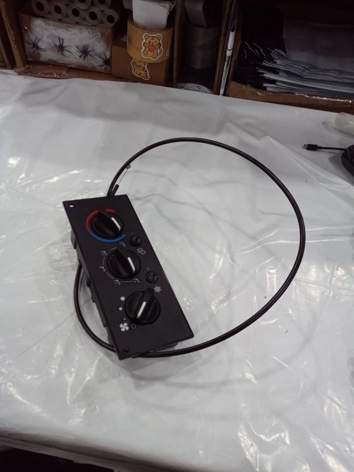Used Duty Climate Control Module 599-5511 For 2002-06 Kenworth W900 T800 T600A - Image 1 of 4