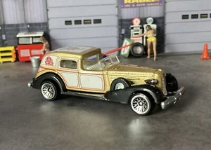 2001 HOT WHEELS COLLECTORS #115 1935 CADILLAC Loose Gold/Black - Picture 1 of 9