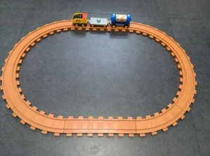 TOY STATE Track Train Preschool Express and 3 Trains 10 pieces of track Kids Set - Picture 1 of 3
