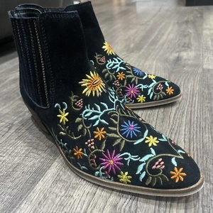Diba Colorful Floral Embroidered Black Suede Low Heel Cowboy Style Booties Sz 6 - Picture 1 of 7