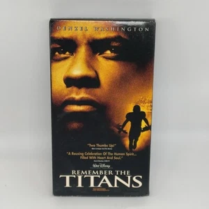 Remember the Titans (VHS, 2001, getestet) Denzel Washington, Will Patton - Bild 1 von 3