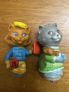 Figuras de animales huecos felices vintage Mattel 1975 cubo bubs 2 gatos fontanero - Imagen 1 de 3