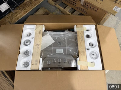 Whirlpool WCG97US6HS Whirlpool - WCG97US6HS - Estufa de gas 36" - Acero inoxidable Foto 1 de 4