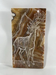 Geätzter Hirsch auf gebändertem Achat Marmor Schnitzerei Schomburgk’s Hirsch Kunst 8x4,25” Dekor - Bild 1 von 7