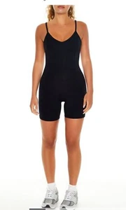 ¡NUEVO CON ETIQUETAS! Mono grande para mujer FOREVER 21 negro activo cami mameluco - Imagen 1 de 4