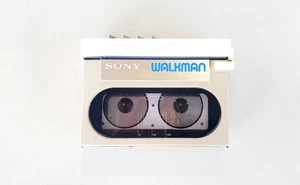 Reproductor de casete Sony Walkman WM-10 vintage repuestos o reparación sin probar - Imagen 1 de 6