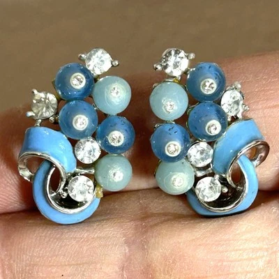 VTG Star Shoe Button Earrings Confetti Robins Egg Blue Screwback - Image 1 of 4