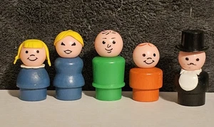 Lotto 5 figurine vintage Fisher Price Little People anello maestro ragazzo ragazza uomo donna  - Foto 1 di 3