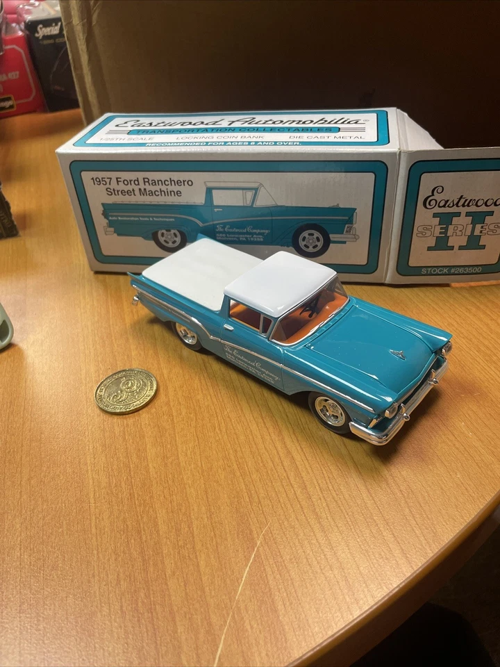 Eastwood Automobilia 1957 福特 Ranchero Street Machine Bank 1: 25 压铸 — 第 1/1 张图片