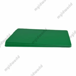Green PVC Cards, CR80.30 Mil, Credit Card Size - USA - Pack of 10 - Picture 1 of 2