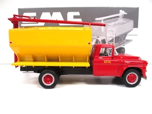 FIRST GEAR - SFTS 1958 GMC 1-TON BULK GRAIN / FEED TRUCK - 1/34 DIECAST - Picture 1 of 18