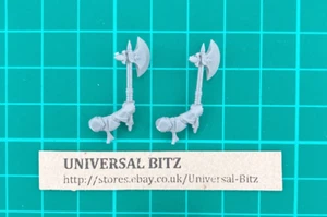 Bretonnia Knight on Foot Hand Axes x 2 B Knights Realm The Old World Y6 B - Picture 1 of 1