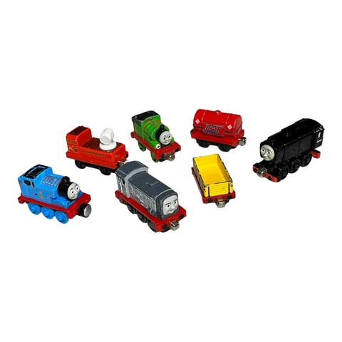 LOT OF 7 Thomas & Friends Take N Play Die Cast Metal Trains & HTF Cargo Magnetic Cover