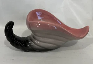 Rumpf Keramik Füllhorn Vase 10" lang schwarz mit rosa Innenseite #64 - Bild 1 von 4