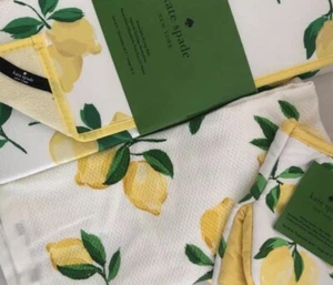 Kate Spade 5-teiliges Set Zitronenmuster Handtücher, Ofenhandschuhe und Schürze - Bild 1 von 10