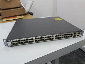 CISCO CATALYST 48 PORT SWITCH ( WS -C3560G-48TS-S V07) - Picture 1 of 6