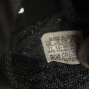 Adidas Yeezy Boost 350 V1 Triple Negro 2018 Hombre Talla 11 SIN CAJA - Imagen 1 de 23