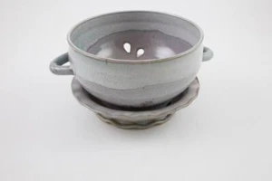 Lloyd Hamovit 2 Rivers Pottery 2 pc Rinsing & Serving Berry Bowl Colander - Picture 1 of 15