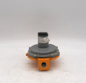 Fisher Controls R622-6 Pressure Reducing Regulator - Picture 1 of 5