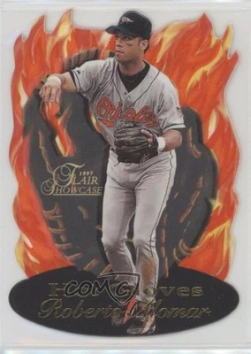 1997 Flair Showcase Hot Gloves Roberto Alomar #1 HOF - Image 1 of 2