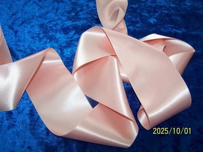 Ancien ruban en satin double face Rose layette. Qualité+++ Vendu au mètre. N°168 - Photo 1/4