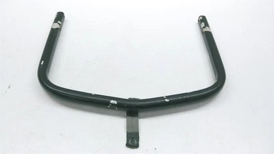 Barra de agarre para parachoques trasero Polaris 800 Rush Pro R 2012 negra con correa para aleta de nieve  Foto 1 de 4