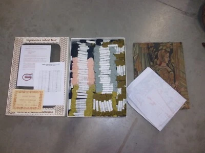 Tapisserie d'Aubusson : Robert Four "concert à la fontaine" - Photo 1/4