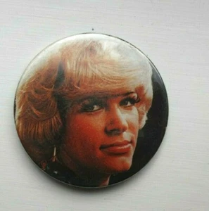 Drag Queen Pin Badge 1970s Danny La Rue ? - Picture 1 of 2