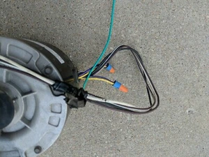 electric fan motor F48AJ5A01 - Picture 1 of 6