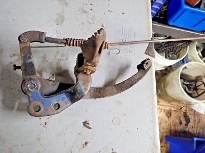 Yamaha XT 550 1982 pedal de freno trasero/varilla/clavija Foto 1 de 4