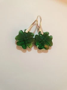 925 Silver Clover Earrings made with Swarovski Crystals Dark Emerald - Picture 1 of 2