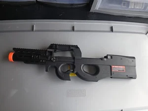 airsoft gun electric p90 with rail attachment - Picture 1 of 1