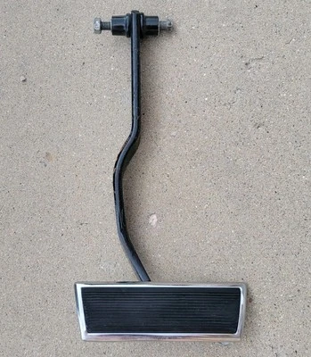 Pontiac Bonneville 1968 pedal de freno automático OEM Foto 1 de 4