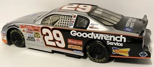 Kevin Harvick #29 GM goodwrench service 2002 Monte Carlo pressofuso nascar - Foto 1 di 8