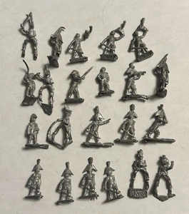 22 Unpainted 20mm Metal Figures 18th Century Era. Toy Soldiers French British - Picture 1 of 7