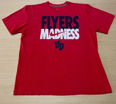 Men’s Nike Dayton Flyers Basketball Vintage Logo T-Shirt Size Adult Large - XL Cover