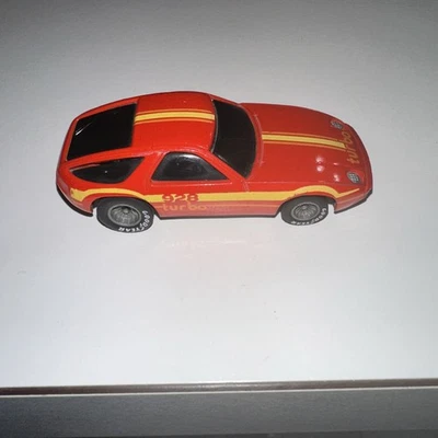 Hot Wheels Real Riders P-928 Porsche Turbo in Red Gray Hubs - Image 1 of 4