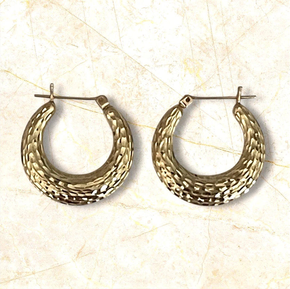 14k Yellow Gold Diamond Cut Puffy Hoop Earrings MarkedJCM Jacmel Mauritius  2.2g - Image 1 of 4