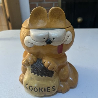 Vintage Handmade & Hand Painted 1980s Garfield Ceramic Cookie Jar #21 - Image 1 of 4