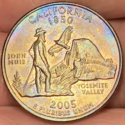 2005-P California State Quarter Beautiful Lustrous Gold/Rainbow Toned Coin  #29 - Image 1 of 4