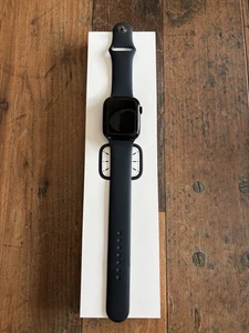 Apple Watch 7 Midnight Aluminium GPS 45mm Modell A2474 - Bild 1 von 8