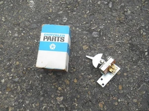MOPAR 1967 -1971 Dodge truck NOS heater blower motor control switch 2770360 - Picture 1 of 6