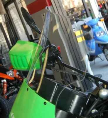 Kawasaki KLR 650 (12 pulgadas de alto, transparente, 1986-2005) Foto 1 de 4