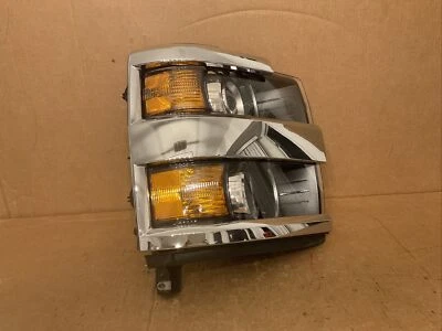 FOR 2015 2016 2017 2018 CHEVROLET SILVERADO 2500 3500 HD HEADLIGHT RIGHT RH - Image 1 of 4